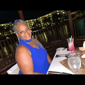 Meet your Posher, Leslie